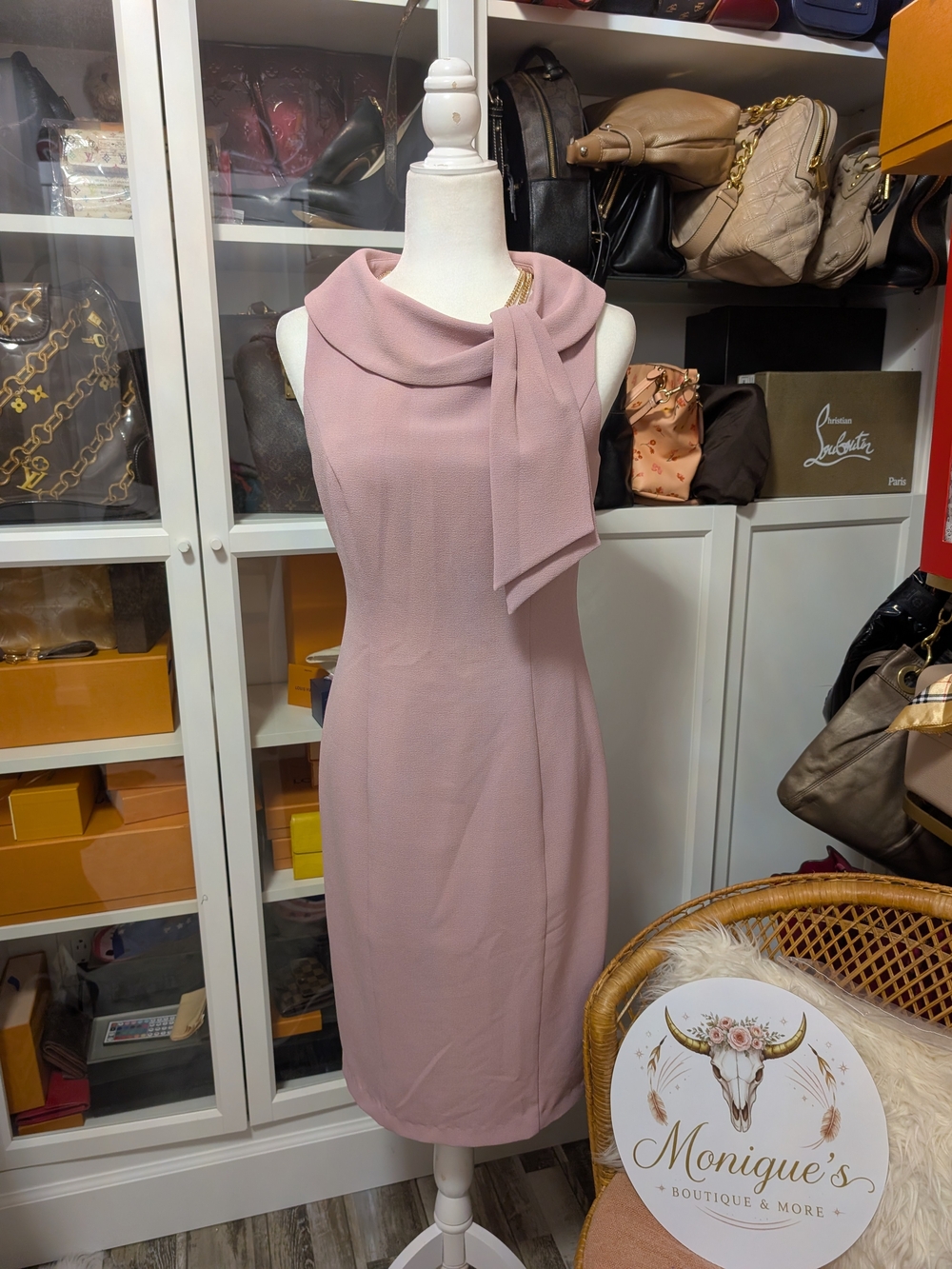 Elegant Sleeveless Midi Dress with Neck Tie in Dusty Rose